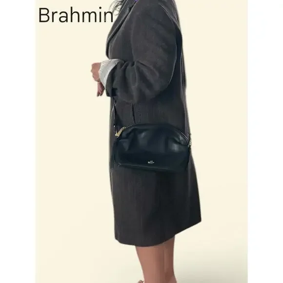 Brahmin Black Leather Crossbody with gold hardware and zipper closure - Picture 2 of 16